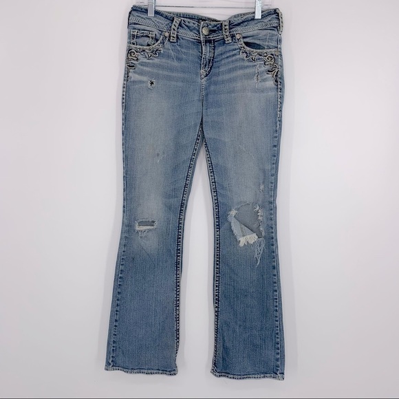 Silver Jeans Suki Flap Pocket Thick Stitch Destroyed Embellished Holey Knees - Picture 2 of 16